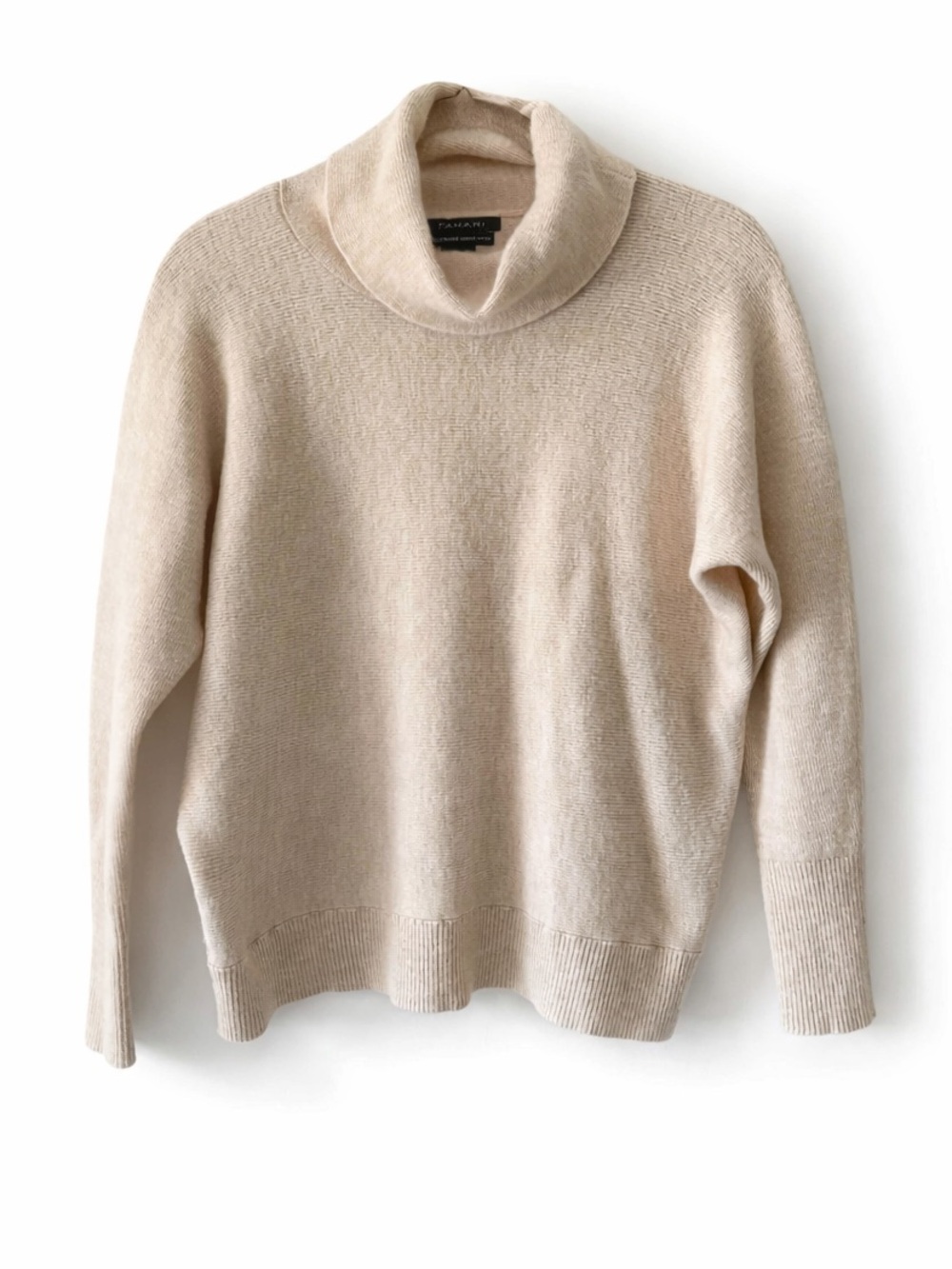 Tahari Extra Fine Merino Wool Oatmeal Turtleneck Sweater Size Large